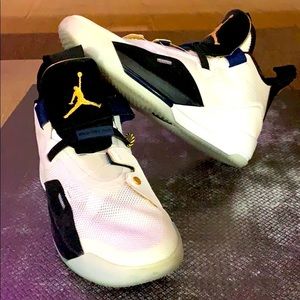 JORDAN 33 “LOYOLA HIGH SCHOOL PLAYER EXCLUSIVE”. NOT RELEASED TO PUBLIC